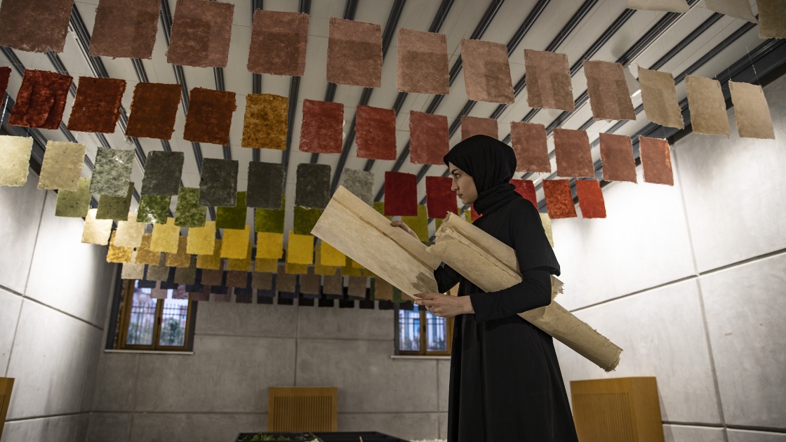 Keten, dut ağacı kabuğu ve ipeğin geleneksel yöntemlerle kağıda dönüşme yolculuğu (2)